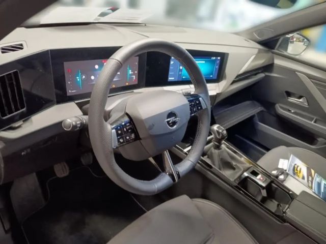 Opel Astra GS-Line Grand Sport