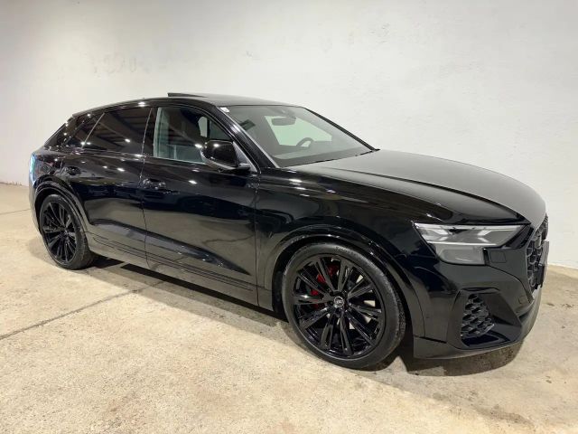 Audi Q8 55 TFSI Hybride Quattro