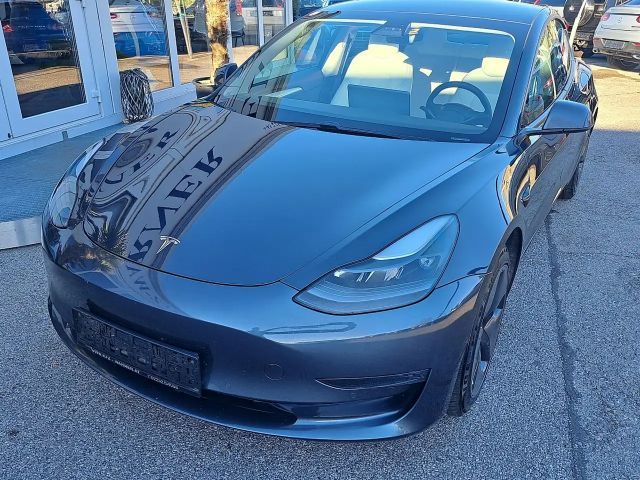 Tesla Model 3 AWD Long Range