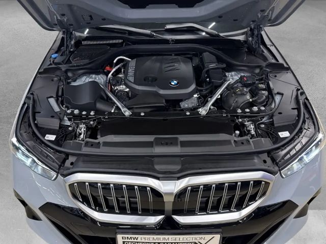 BMW 520 520d M-Sport Touring xDrive