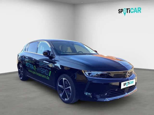 Opel Astra Elegance Hybrid Innovation