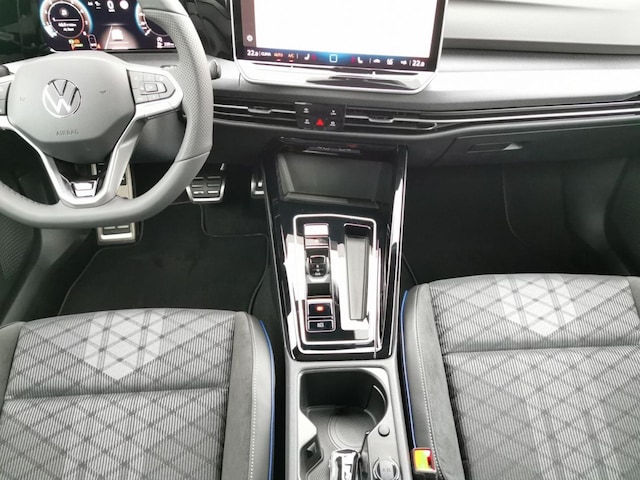 Volkswagen Golf 1.5 eTSI R-Line