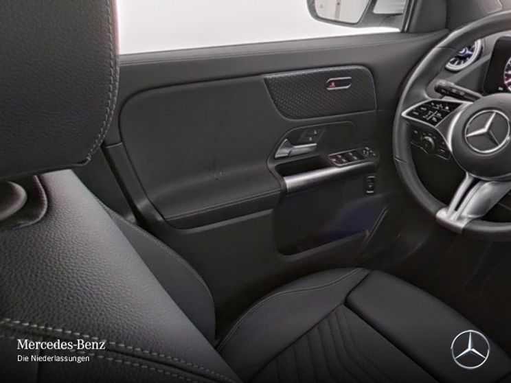 Mercedes-Benz GLA 180 GLA 180