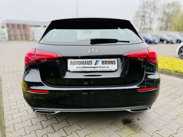 Mercedes-Benz A 180 Progressive