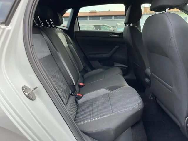 Volkswagen Polo 1.0 TSI DSG Highline R-Line