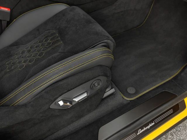 Lamborghini Urus Performante