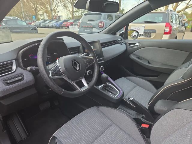 Renault Clio E-Tech Hybrid Techno