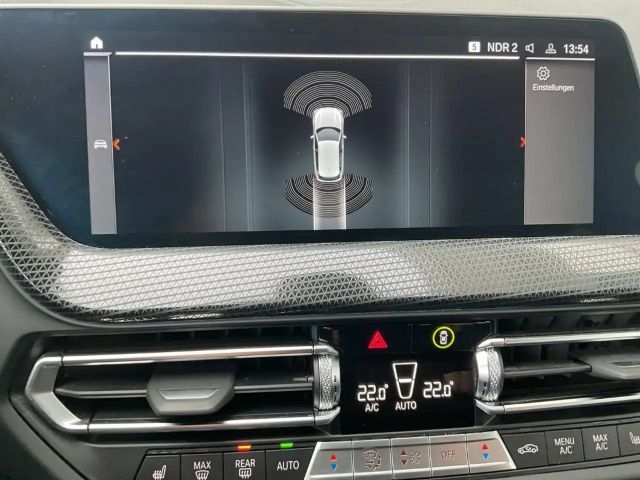 BMW 118 118d M-Sport Sedan