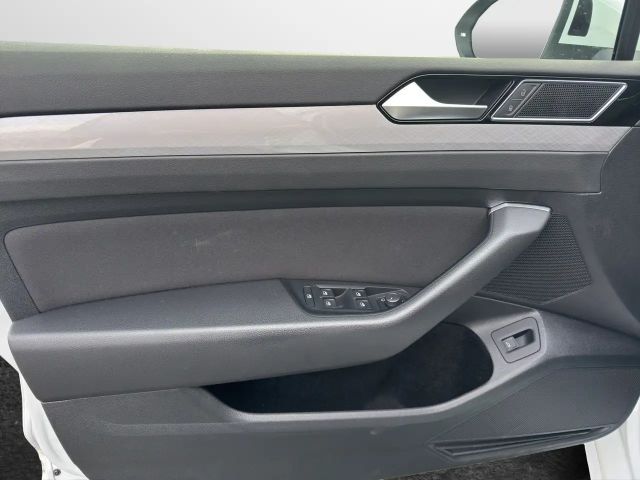 Volkswagen Passat 2.0 TDI Business DSG Variant