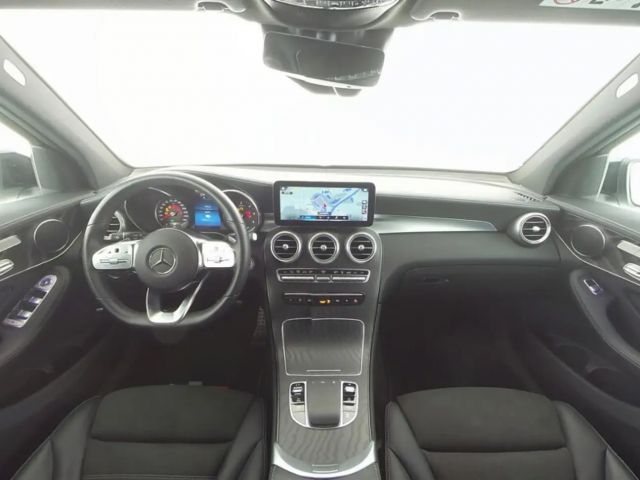 Mercedes-Benz GLC 300 de 4M:2xAMG/NIGHT/AHK/DISTRONIC+/LED/RFK