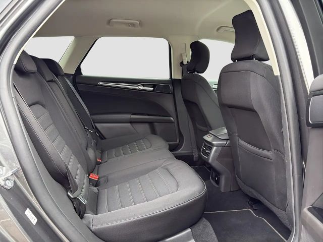 Ford Mondeo Titanium