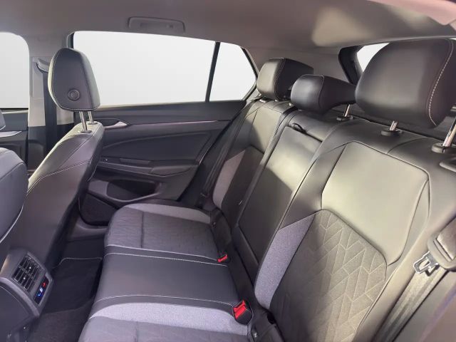 Volkswagen Golf 1.5 TSI