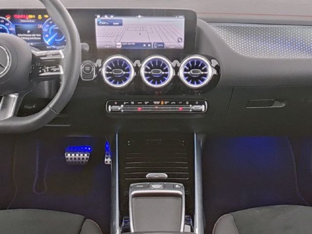 Mercedes-Benz EQA 300 4MATIC