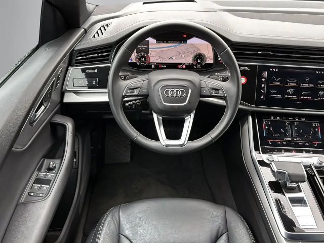 Audi Q8 55 TFSI S-Line