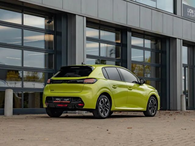 Peugeot 208 100pk MT6 | Carplay/Android | Navi. | Parkeers....