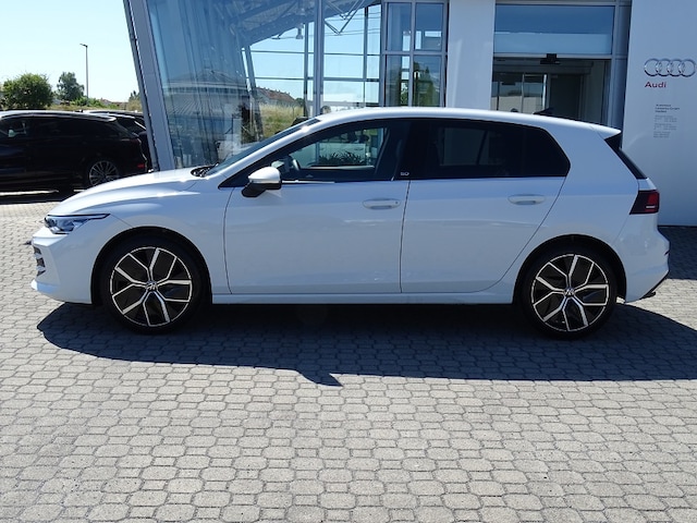 Volkswagen Golf 1.5 eTSI DSG