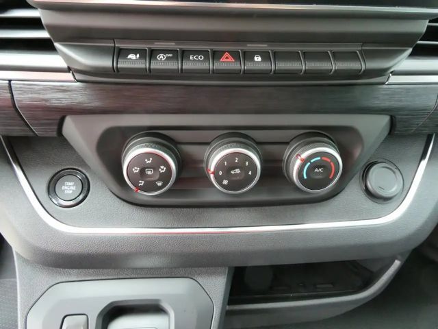 Nissan Primastar L2H1 Tekna dCi 170