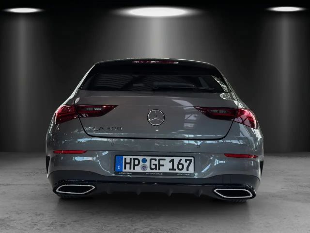 Mercedes-Benz CLA 200 AMG Line Shooting Brake