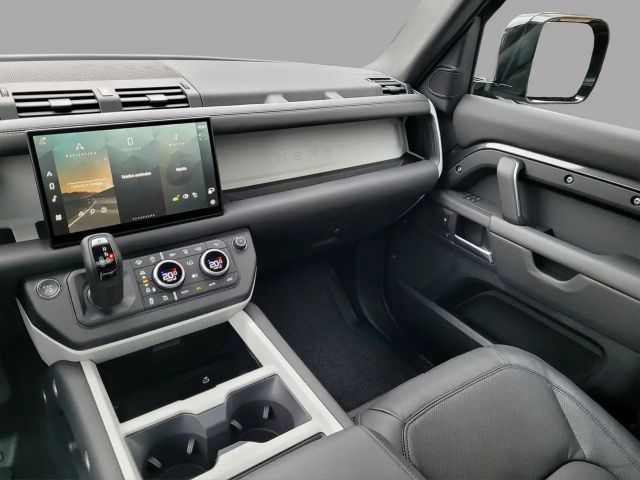 Land Rover Defender 110 D300 Dynamic HSE