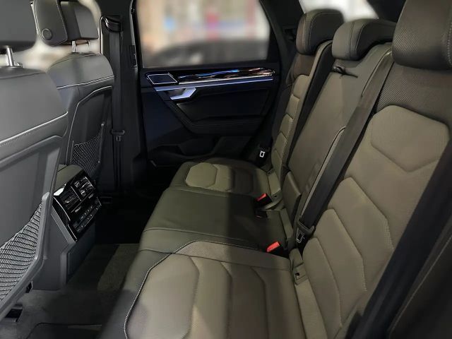 Volkswagen Touareg 4Motion R-Line