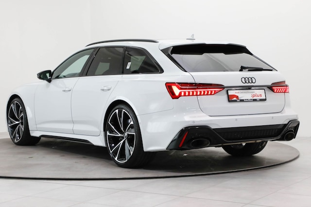 Audi RS6 Avant Quattro