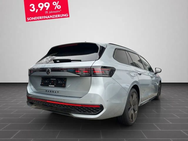 Volkswagen Passat 4Motion DSG R-Line Variant