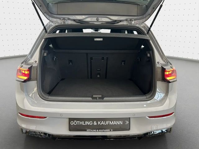 Volkswagen Golf 2.0 TDI DSG IQ.Drive R-Line