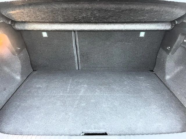 Renault Captur E-Tech EDC Intens