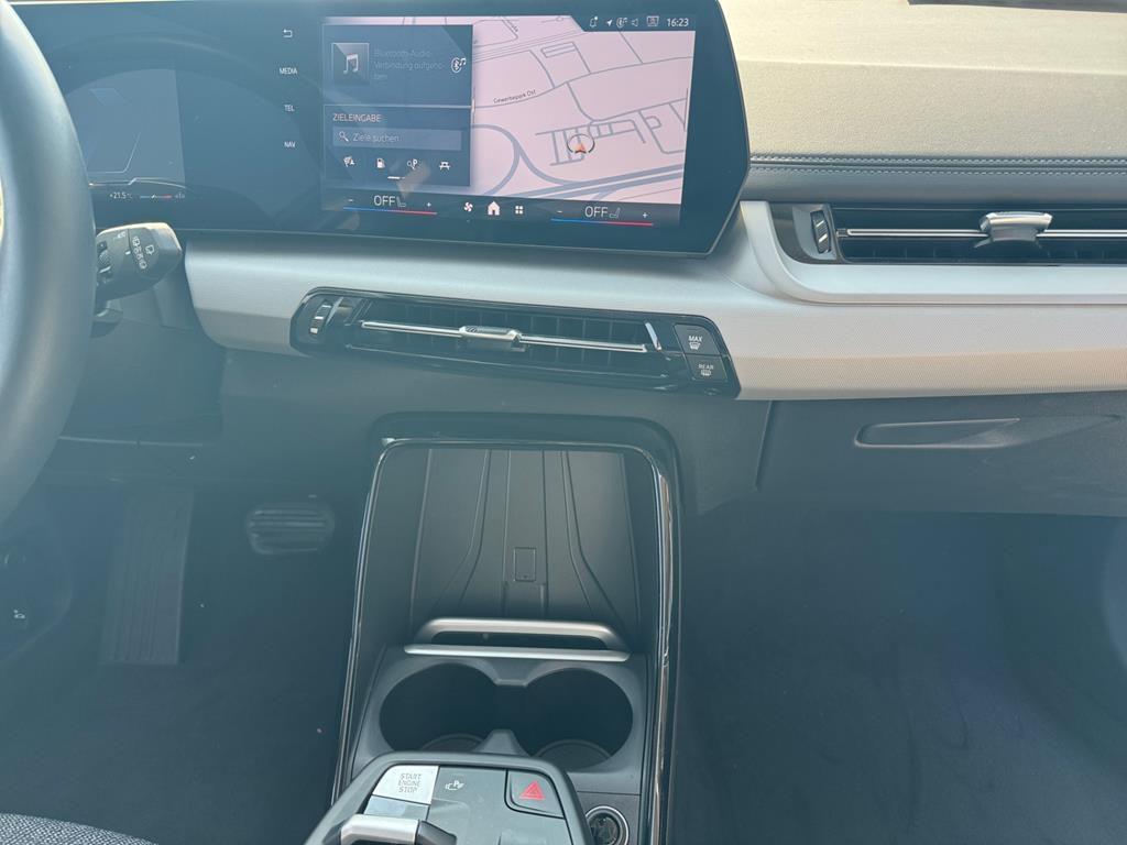 BMW 220 220i Active Tourer