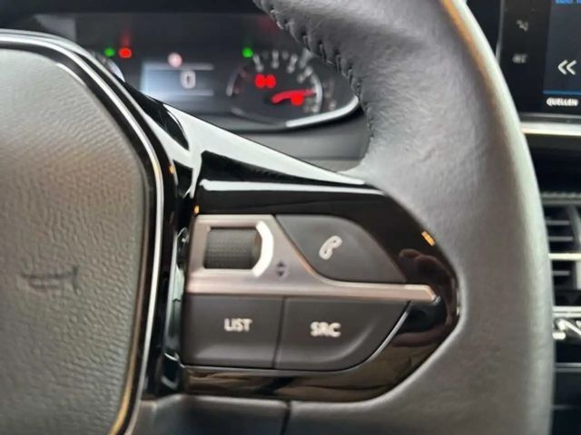 Peugeot 208 1.2 Pure Tech NAVI ÜBER CARPLAY MIRROR