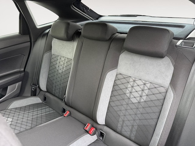 Volkswagen Taigo 1.5 TSI DSG R-Line