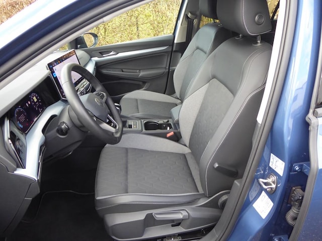 Volkswagen Golf Life Variant