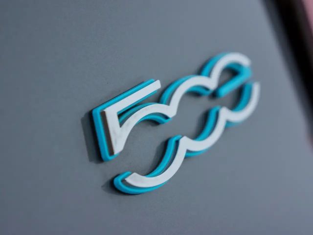 Fiat 500e Elektro Verkehrszeichenerk. PDCv+h  Notbremsass.(1