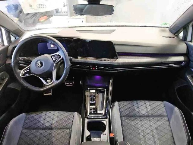 Volkswagen Golf DSG R-Line