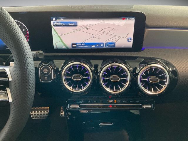 Mercedes-Benz A 220 4MATIC