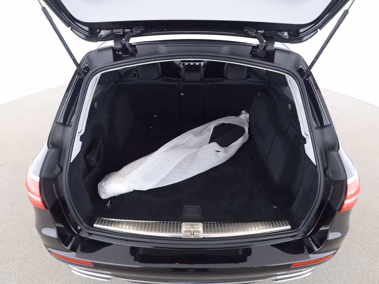 Mercedes-Benz E 220 AVANTGARDE E 220 d Estate