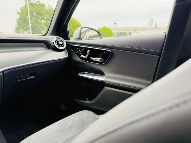 Mercedes-Benz GLC 300 AMG Line GLC 300 d