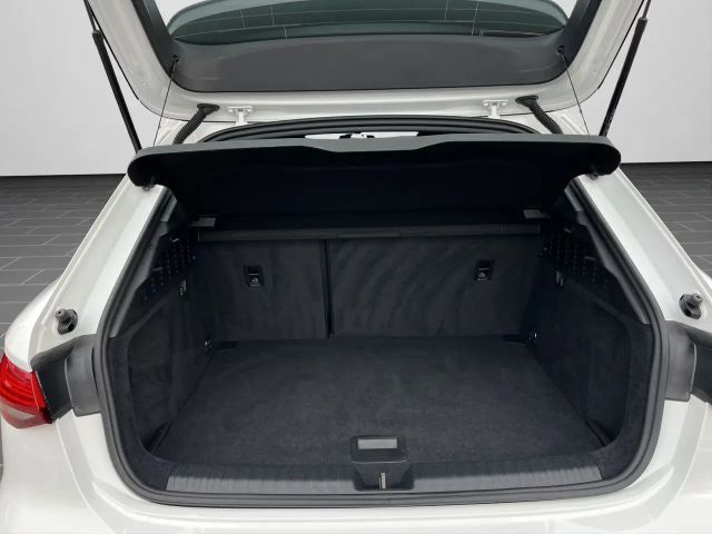 Audi A3 30 TFSI S-Tronic Sedan
