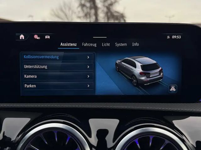 Mercedes-Benz A 200 A 200 d AMG Line