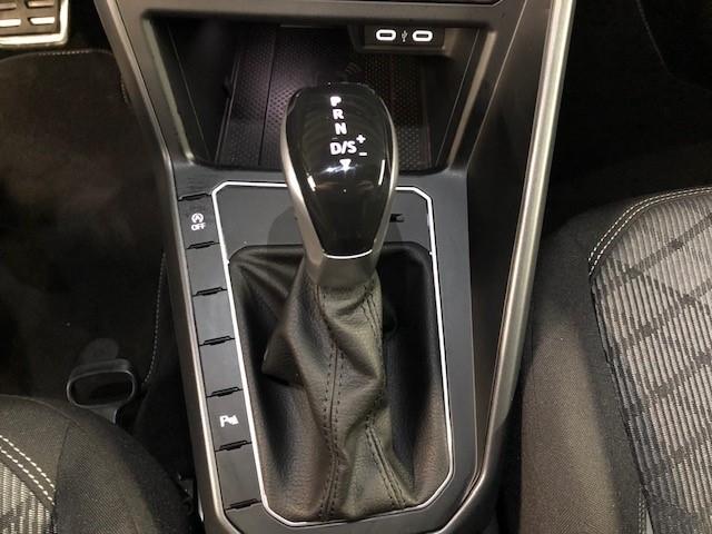 Volkswagen Taigo 1.0 TSI DSG R-Line