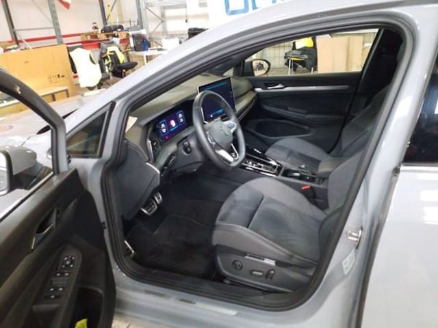 Volkswagen Golf 1.5 eTSI DSG Golf VIII