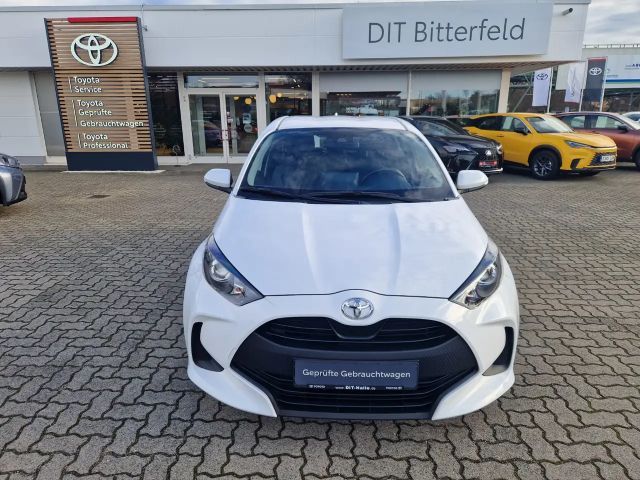 Toyota Yaris 1.0 VVT-i Comfort Hatchback