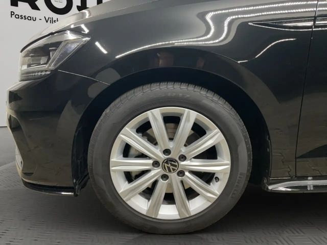 Volkswagen Touran 1.5 TSI DSG R-Line