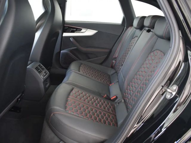 Audi RS4 Avant