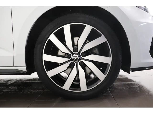 Volkswagen Touran 1.5 TSI Highline R-Line