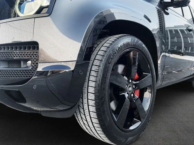 Land Rover Defender 110