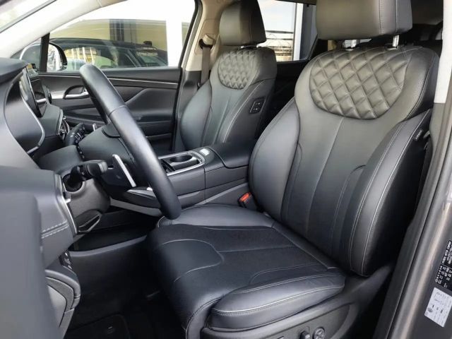 Hyundai Santa Fe Hybrid