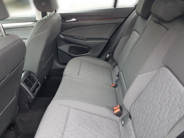 Volkswagen Golf 1.0 l TSI OP 6-Gang ACC ParkAss. FLA