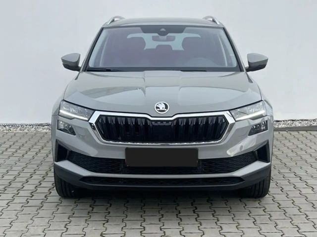 Skoda Karoq LED ACC SHZ RFK beh.FS&LR Vor.AHZV KLIMA ALU