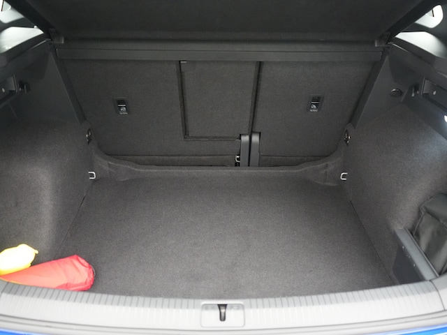 Volkswagen Tiguan Tiguan R  MATRIX LEDER ACC DCC KAM NAVI VIRT K